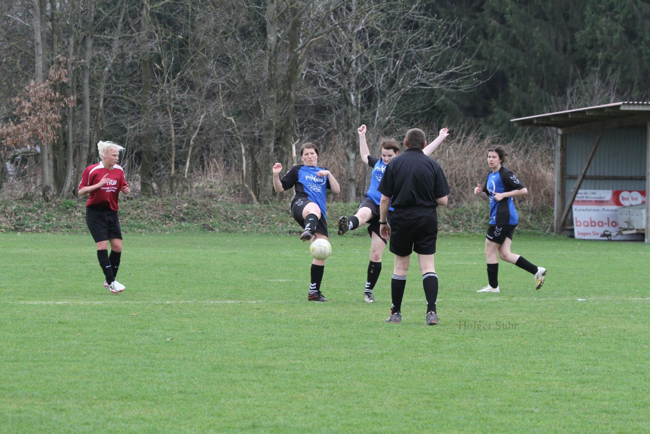 Bild 95 - Frauen am 3.4.11